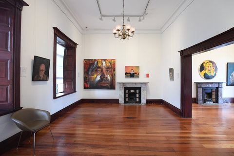 Juniper Hall - Kalgoorlie Accommodation 0