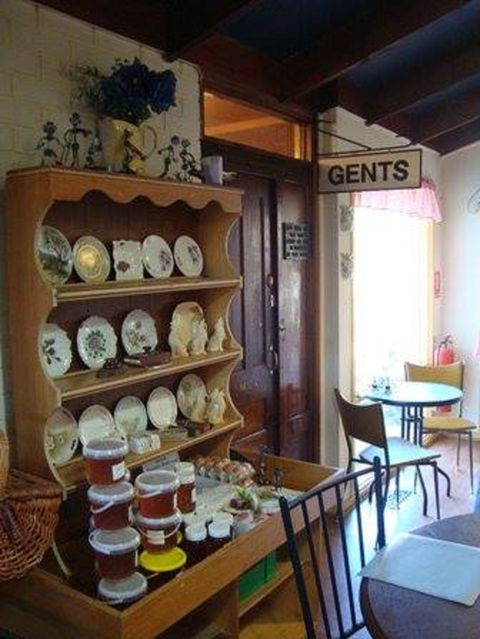 Train Stop Antiques - Kalgoorlie Accommodation 1