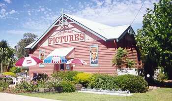 Huskisson Pictures - Kalgoorlie Accommodation 0