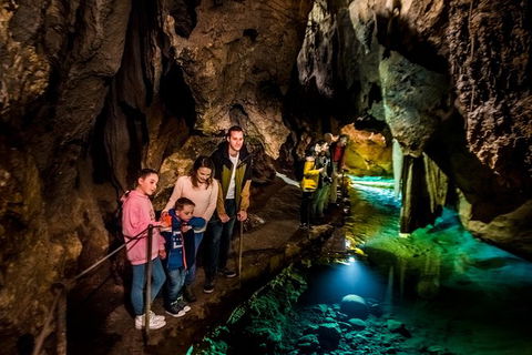 Jenolan Caves: Imperial Cave Tour - Kalgoorlie Accommodation 0