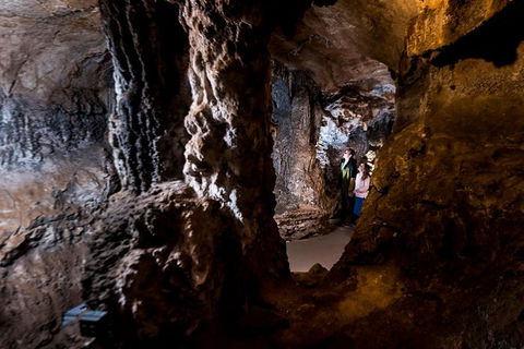 Jenolan Caves: Imperial Cave Tour - Kalgoorlie Accommodation 1