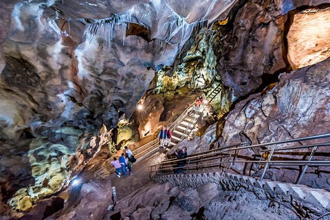 Jenolan Caves: Chifley Cave Tour - Kalgoorlie Accommodation 3