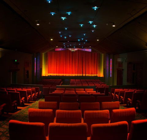 Narooma Kinema - Kalgoorlie Accommodation 0