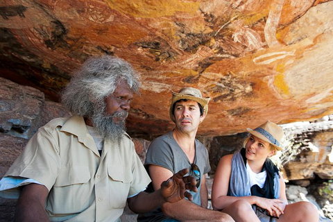 Arnhem Land Injalak Hill Full-Day Tour From Darwin - Kalgoorlie Accommodation 4