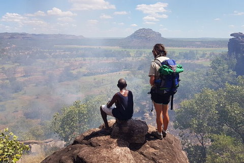 Arnhem Land Injalak Hill Full-Day Tour From Darwin - Kalgoorlie Accommodation 9