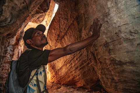 Arnhem Land Injalak Hill Full-Day Tour From Darwin - Kalgoorlie Accommodation 12