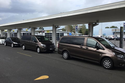 Mercedes 7 Seat Limousine Cairns Airport To Port Douglas - Kalgoorlie Accommodation 2