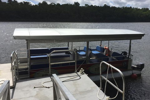 IMAX Private Transfer 7 Guests Cairns Airport To Hotels In Port Douglas - Kalgoorlie Accommodation 3