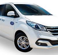 Luxury Van Private Transfer Cairns Airport -Trinity Beach. - Kalgoorlie Accommodation