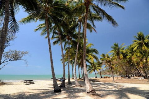 SHUTTLE - Thala Beach And Turtle Cove From Port Douglas (Return Transfer) - Kalgoorlie Accommodation 2