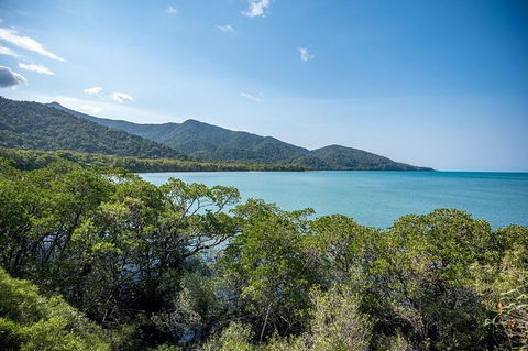 5 Day Australia Retreat: Queensland Daintree - Kalgoorlie Accommodation 0