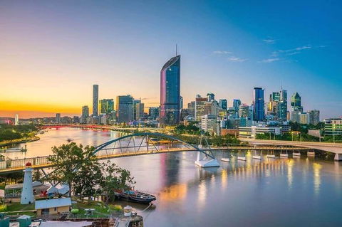 Brisbane Airport Transfers : Brisbane Airport BNE To Brisbane In Luxury Car - Kalgoorlie Accommodation 5