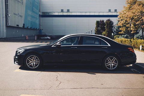 Arrival Private Transfers: Brisbane Airport BNE To Brisbane In Business Car - Kalgoorlie Accommodation 0
