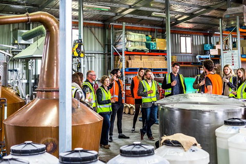 Tasmanian Whisky Distillery Tour - Kalgoorlie Accommodation 9