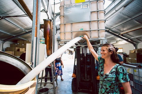 Tasmanian Whisky Distillery Tour - Kalgoorlie Accommodation 5