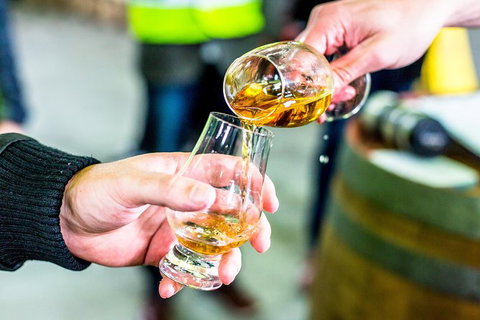 Tasmanian Whisky Distillery Tour - Kalgoorlie Accommodation 0