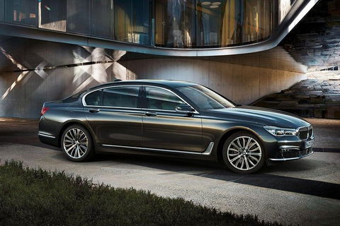 BMW Car Melbourne Airport To CBD - Kalgoorlie Accommodation 0