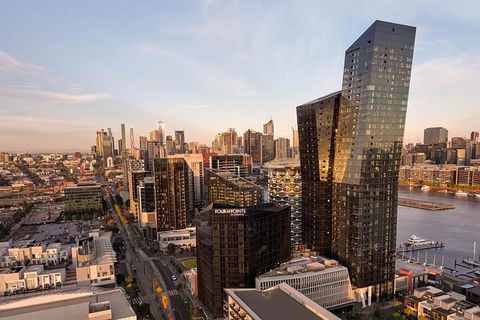 Melbourne Airport Transfers: Melbourne To Melbourne Airport MEL In Luxury Car - Kalgoorlie Accommodation 5