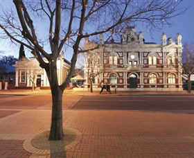 Albury Art Gallery - Kalgoorlie Accommodation 0