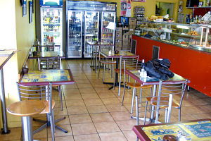 PM's Cafe - Kalgoorlie Accommodation 0