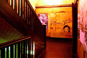 Revolver - Kalgoorlie Accommodation 0