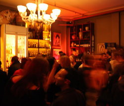 George Lane Bar - Kalgoorlie Accommodation 3