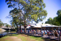 Anglers Tavern - Kalgoorlie Accommodation 3