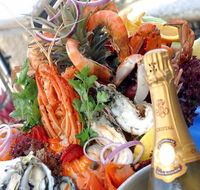 The Lazy Lobster - Kalgoorlie Accommodation