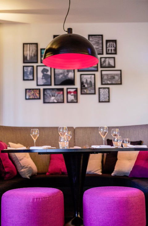 MRepublic Restaurant, Bar And Lounge - Kalgoorlie Accommodation 6