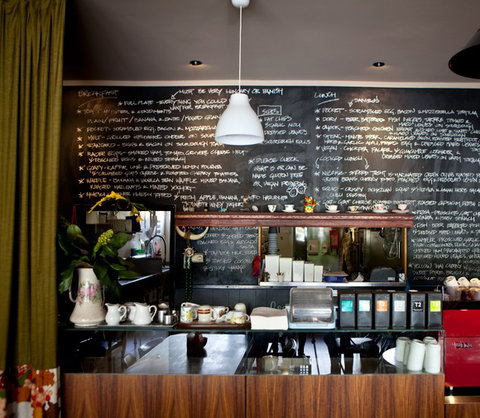 A Bite To Eat, A Drink As Well - Kalgoorlie Accommodation 0