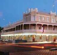 The Rose Hotel - Victoria Street Bar - Kalgoorlie Accommodation