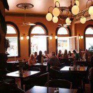 The Rose Hotel - Lounge Bar - Kalgoorlie Accommodation 1