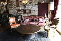 Treehouse Hotel - Kalgoorlie Accommodation 1