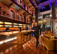 Bluestone Wine Lounge - Kalgoorlie Accommodation