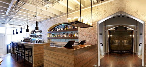 HRH Wine Bar - Kalgoorlie Accommodation 2