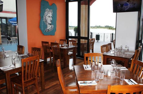 Athenia Restaurant & Bar - Kalgoorlie Accommodation 2