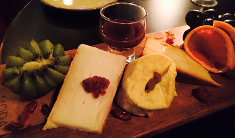 Red Baron's Lounge Bar - Kalgoorlie Accommodation 4