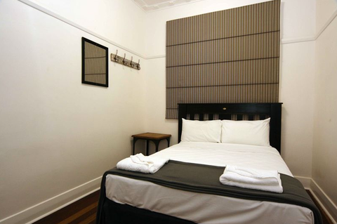 The Irish Village - Kalgoorlie Accommodation 2