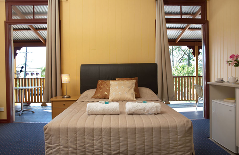Yandina Hotel - Kalgoorlie Accommodation 1