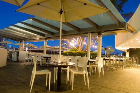 Friday's Riverside - Kalgoorlie Accommodation 0