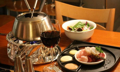 CJ's French Fondue Restaurant - Kalgoorlie Accommodation 1