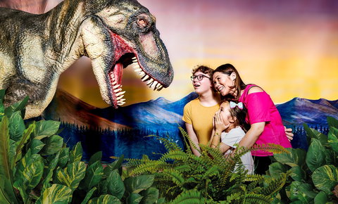 Meet The Dinosaurs At Scitech - Kalgoorlie Accommodation 0