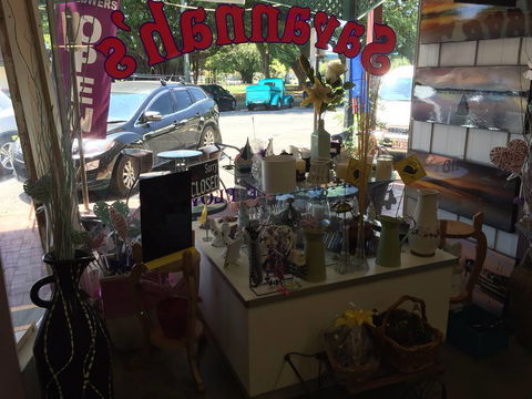 EXHIBITION: LILY MAE MARTIN: OVERBURDEN - Kalgoorlie Accommodation 0