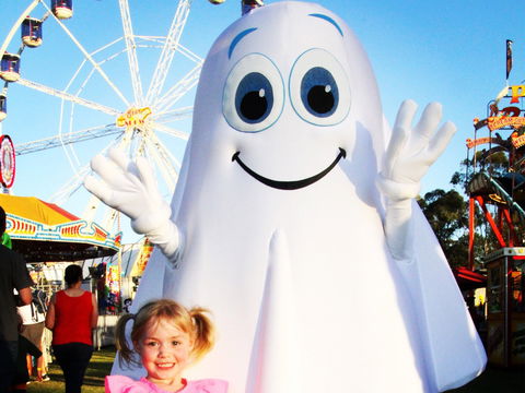 Campbelltown City Festival Of Fisher's Ghost - Kalgoorlie Accommodation 2