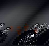 Choirboys The hits and six-pack of Bruce Springsteen Bulli