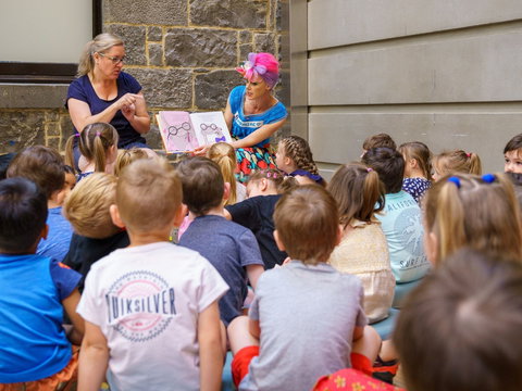 Storytime - Kalgoorlie Accommodation 0