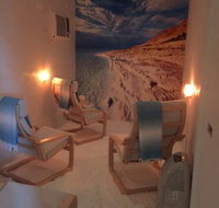 A Wild Night Out - Spring - Kalgoorlie Accommodation