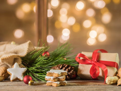 Girls Big Day Out Christmas In July - Kalgoorlie Accommodation 1