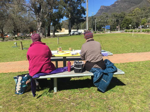 Grampians Brushes - Kalgoorlie Accommodation 0
