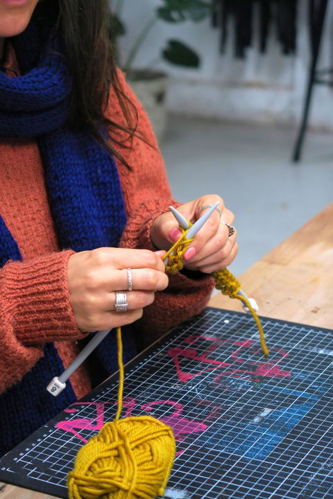 Knit & Sip! Make A Cosy Scarf - Kalgoorlie Accommodation 0